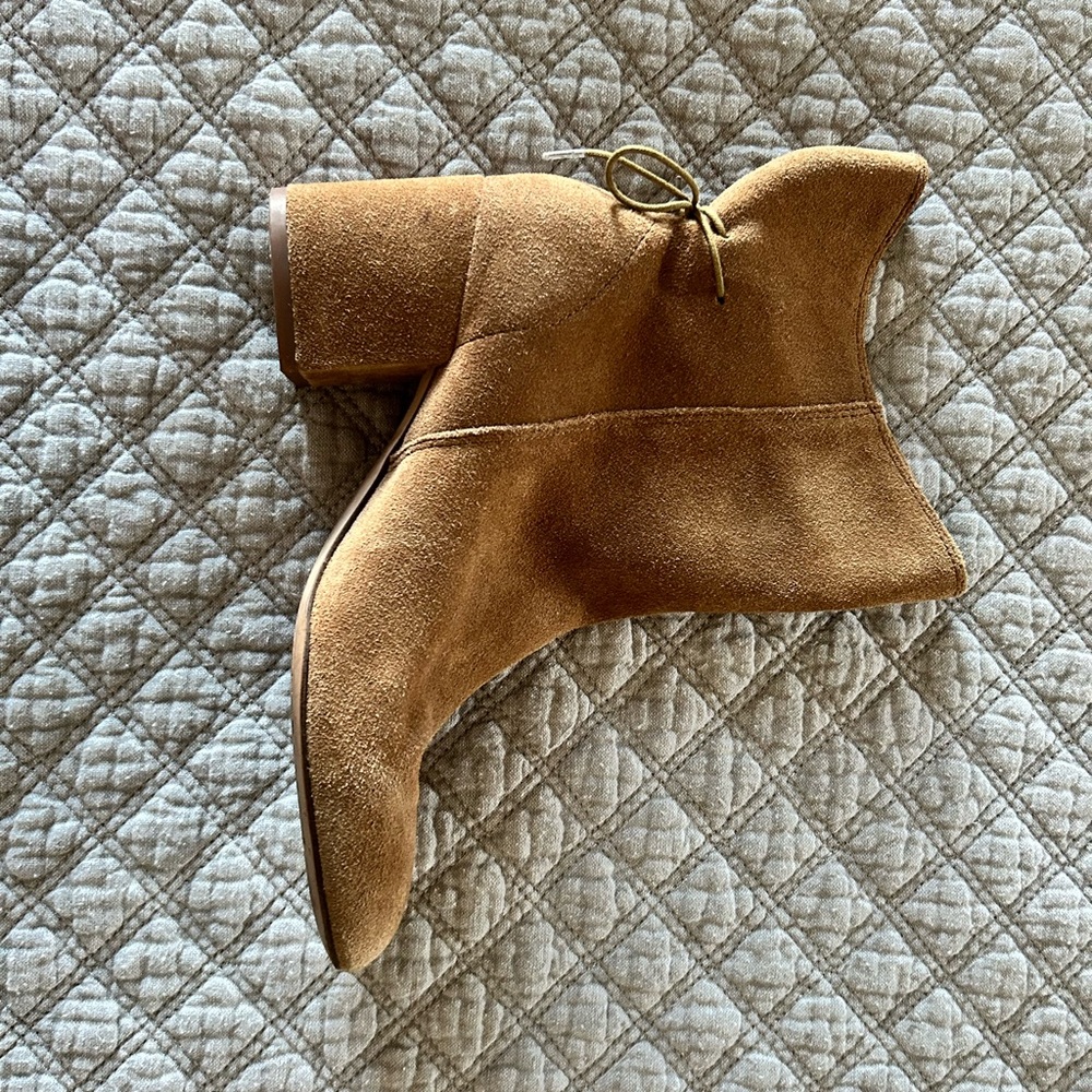 Splendid Beige suede bootie